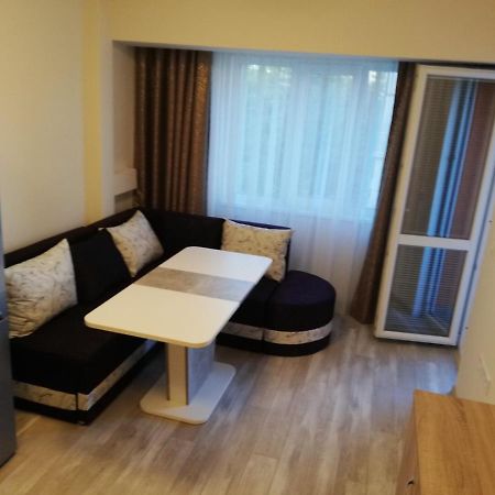 Апартамент За Гости Ниш 1 Veliko Tărnovo Esterno foto
